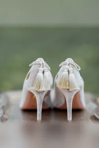 Gri Süet Püsküllü Stiletto