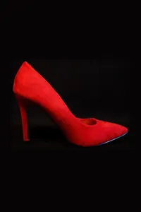 Kırmızı Süet Sivri Burun Stiletto